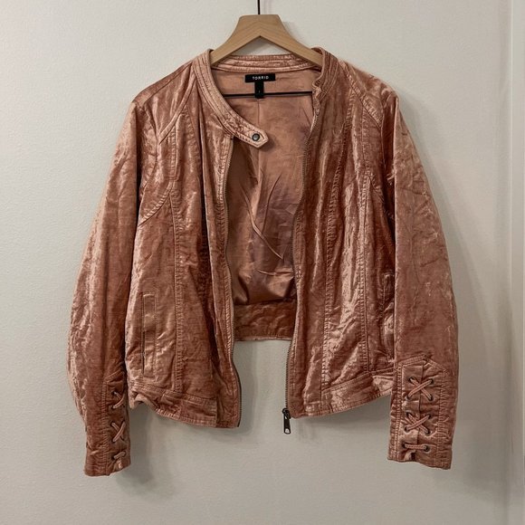 Torrid Pink Faux-Suede‎ Jacket - 1X - Picture 1 of 3